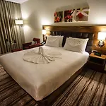 Hotell Hilton Garden 4*