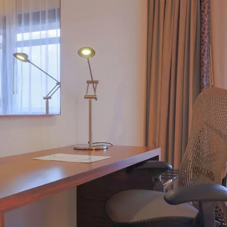 호텔 Hilton Garden 4*