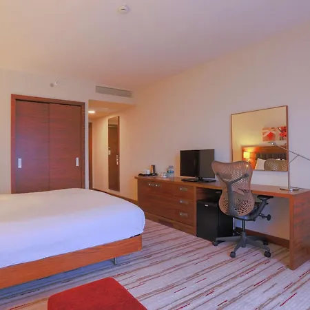 Hilton Garden 호텔