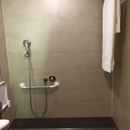 Hilton Garden 4*