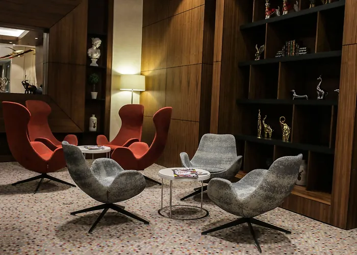 埃斯基谢希尔希尔顿花园酒店